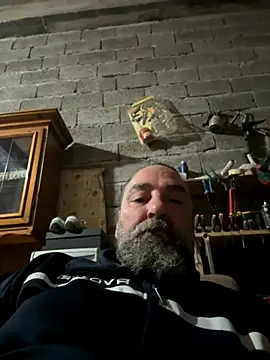 Snapshot of ros217 chatting on November 21, 2025, 4:06 pm ros217 online show from November 21, 2025, 4:06 pm