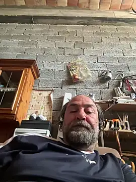 Snapshot of ros217 chatting on May 23, 2026, 8:46 am ros217 online show from May 23, 2026, 8:46 am