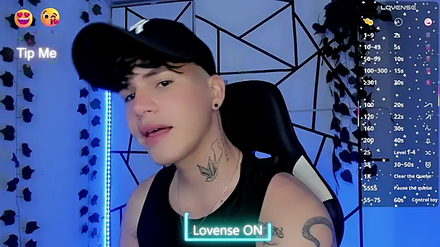 Snapshot of Tayson_Rivers chatting on May 27, 2026, 6:10 am Tayson Rivers online show from May 27, 2026, 6:10 am