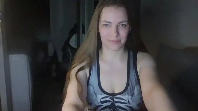 Snapshot of AnnaDiamond1 chatting on May 1, 2026, 10:15 pm AnnaDiamond1 online show from May 1, 2026, 10:15 pm