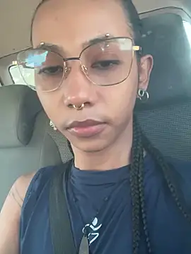 Snapshot of wayuu-goddess chatting on February 19, 2026, 2:47 pm wayuu-goddess online show from February 19, 2026, 2:47 pm