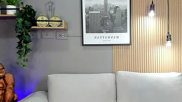 Snapshot of ApoloMakris chatting on October 24, 2025, 8:08 pm ApoloMakris online show from October 24, 2025, 8:08 pm