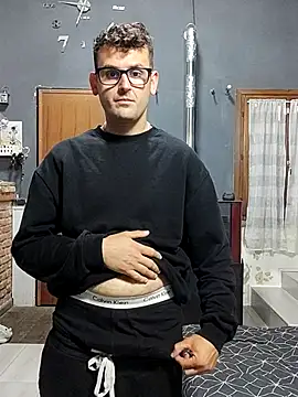 TheKing966 online show from April 23, 2026, 6:42 pm