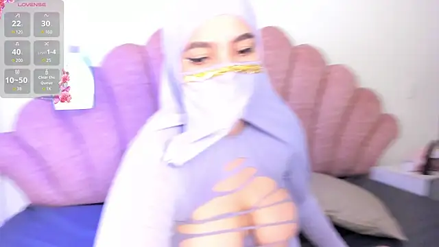 Snapshot of malak_nanyy chatting on November 27, 2025, 10:43 pm malak nanyy online show from November 27, 2025, 10:43 pm