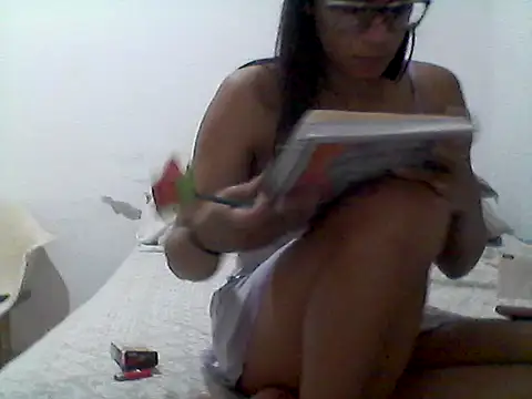 Snapshot of _bahya chatting on September 9, 2025, 10:19 pm  bahya online show from September 9, 2025, 10:19 pm