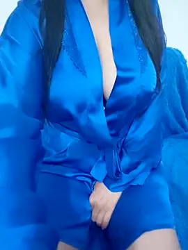 Snapshot of Liyan- chatting on April 13, 2026, 10:19 am Liyan- online show from April 13, 2026, 10:19 am