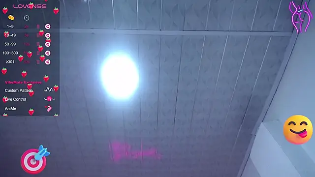 Snapshot of Valerie_b chatting on February 14, 2025, 6:12 am Valerie b online show from February 14, 2025, 6:12 am