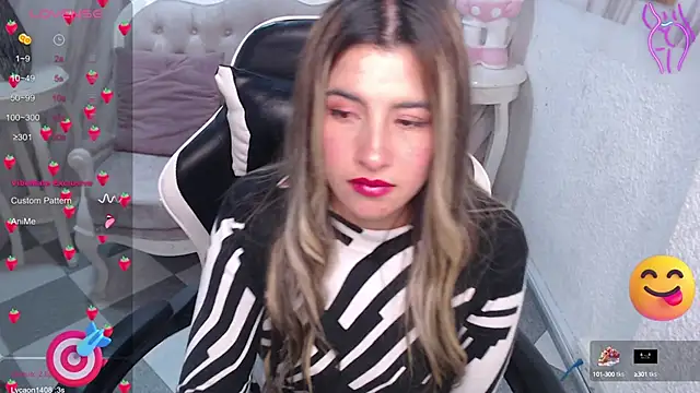 Snapshot of Valerie_b chatting on March 13, 2025, 9:21 am Valerie b online show from March 13, 2025, 9:21 am