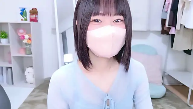 Im Yu-na online show from October 15, 2025, 1:19 pm