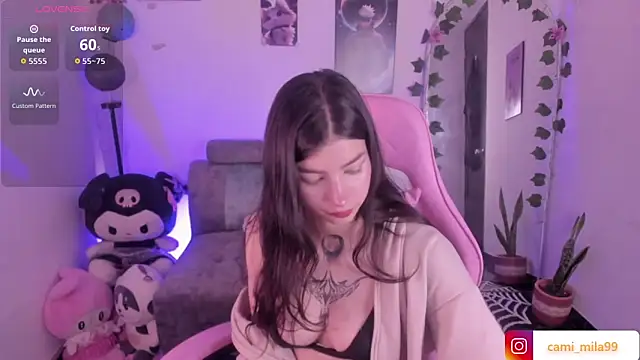 cami mila9 online show from October 24, 2025, 10:31 pm