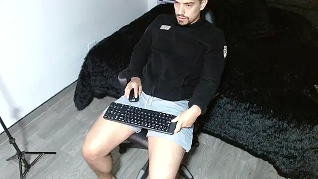 Ian Daviz online show from February 15, 2026, 8:57 am