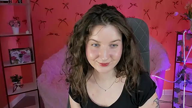 Snapshot of JackieByrd chatting on March 19, 2025, 4:45 pm JackieByrd online show from March 19, 2025, 4:45 pm