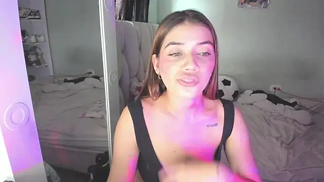 KittyKlum online show from March 24, 2026, 7:47 pm