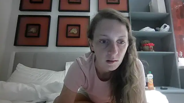 Snapshot of SweetSexySub chatting on October 8, 2025, 12:17 pm SweetSexySub online show from October 8, 2025, 12:17 pm