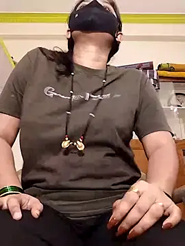 Snapshot of Kashish_18 chatting on February 8, 2026, 7:28 am Kashish 18 online show from February 8, 2026, 7:28 am