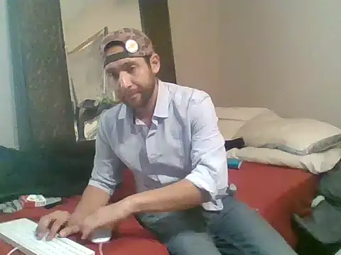 SmokingSloth online show from December 2, 2025, 7:26 pm