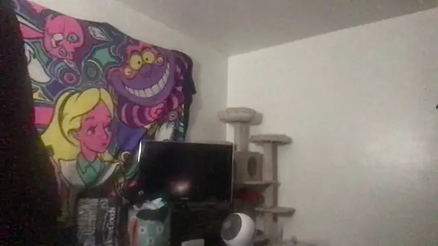 Snapshot of SpunCandy chatting on May 27, 2026, 8:49 pm SpunCandy online show from May 27, 2026, 8:49 pm