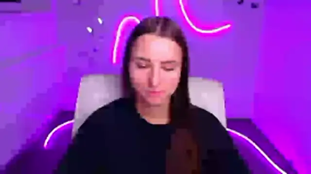 Snapshot of Eva_Janee chatting on November 15, 2025, 6:28 am Eva Janee online show from November 15, 2025, 6:28 am