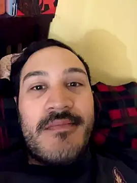 Snapshot of Sleeker99 chatting on September 13, 2025, 12:10 am Sleeker99 online show from September 13, 2025, 12:10 am