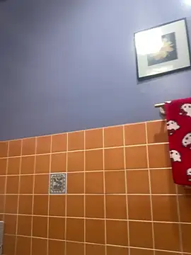 Snapshot of Sleeker99 chatting on December 28, 2024, 10:34 pm Sleeker99 online show from December 28, 2024, 10:34 pm