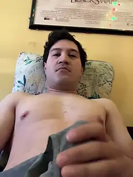 Snapshot of Sleeker99 chatting on December 18, 2024, 4:49 pm Sleeker99 online show from December 18, 2024, 4:49 pm