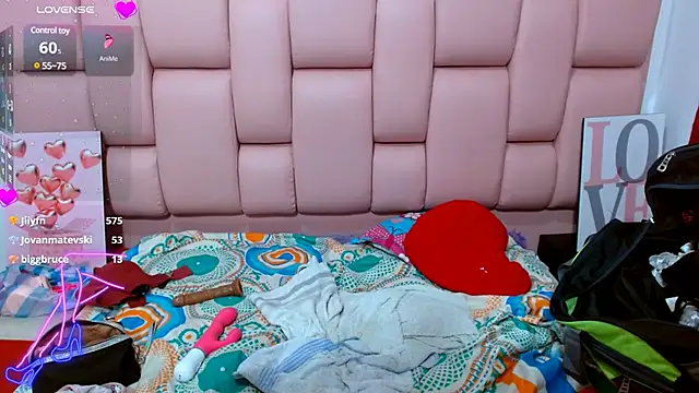 angela20  online show from February 1, 2025, 11:06 pm