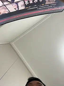 hzxiaoxiao online show from April 23, 2026, 2:29 am