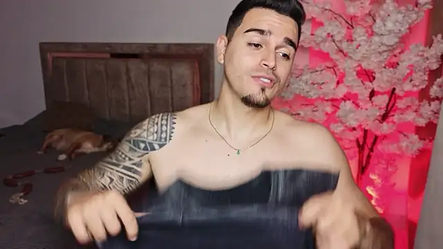 Axel Big cock online show from July 23, 2026, 1:58 am