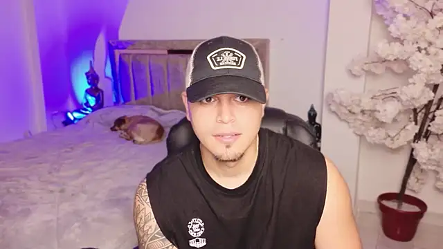Axel Big cock online show from June 27, 2026, 2:39 am