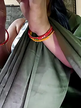 Snapshot of sneha_rose chatting on October 1, 2025, 6:29 am sneha rose online show from October 1, 2025, 6:29 am