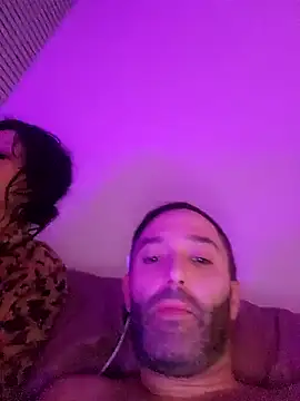 longthicknslick online show from December 8, 2024, 2:14 am