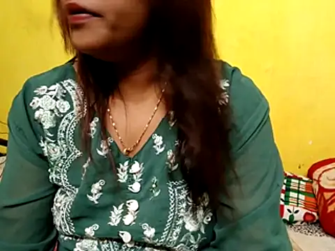 Sexyranibhabhi online show from November 10, 2025, 2:33 pm