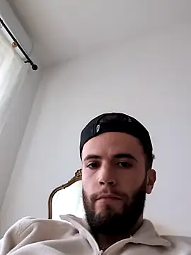 Snapshot of pedrolitoo1203 chatting on November 9, 2025, 1:37 pm pedrolitoo1203 online show from November 9, 2025, 1:37 pm