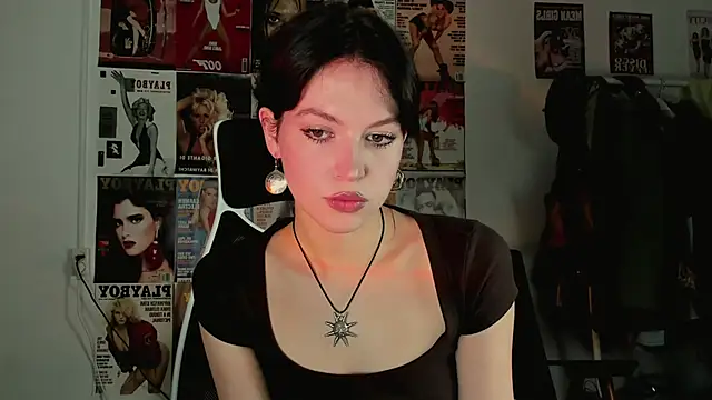 Snapshot of Niky__Jess chatting on November 5, 2025, 7:44 am Niky Jess online show from November 5, 2025, 7:44 am