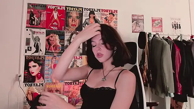 Snapshot of Niky__Jess chatting on October 9, 2025, 6:58 am Niky Jess online show from October 9, 2025, 6:58 am