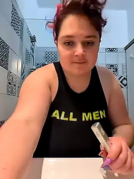 Snapshot of LadyRochester chatting on February 3, 2026, 11:21 pm LadyRochester online show from February 3, 2026, 11:21 pm