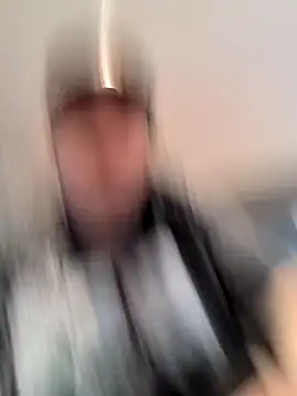 LadyRochester online show from November 17, 2025, 1:37 pm