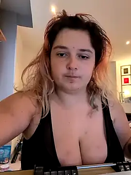 LadyRochester online show from September 13, 2025, 1:11 pm