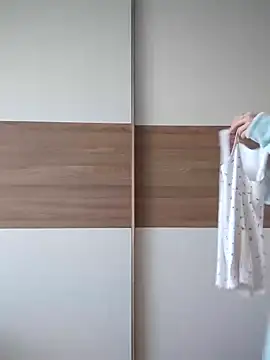 Snapshot of Dark_Angel_22 chatting on December 14, 2025, 9:48 am Dark Angel 22 online show from December 14, 2025, 9:48 am