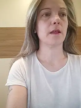Snapshot of Dark_Angel_22 chatting on April 7, 2026, 4:47 am Dark Angel 22 online show from April 7, 2026, 4:47 am