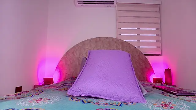 Snapshot of anisha_x chatting on November 23, 2025, 7:13 pm anisha x online show from November 23, 2025, 7:13 pm