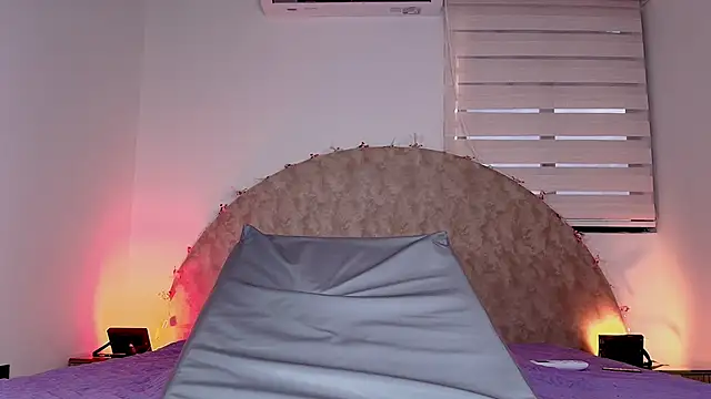 Snapshot of anisha_x chatting on November 29, 2025, 7:36 pm anisha x online show from November 29, 2025, 7:36 pm