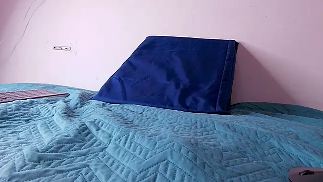 Snapshot of anisha_x chatting on November 5, 2025, 7:39 pm anisha x online show from November 5, 2025, 7:39 pm