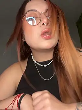 NatyOlson online show from December 13, 2025, 11:00 pm