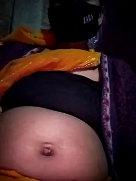 Snapshot of Poonam-bab chatting on March 5, 2025, 4:24 pm Poonam-bab online show from March 5, 2025, 4:24 pm