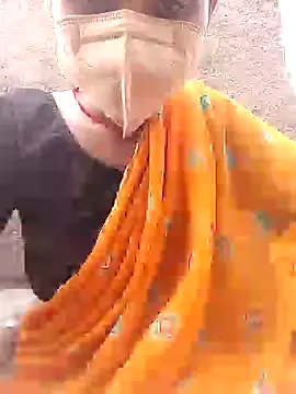 Snapshot of Poonam-bab chatting on January 23, 2025, 8:46 am Poonam-bab online show from January 23, 2025, 8:46 am