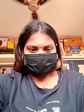 Hotmilfxox online show from January 7, 2025, 11:37 am