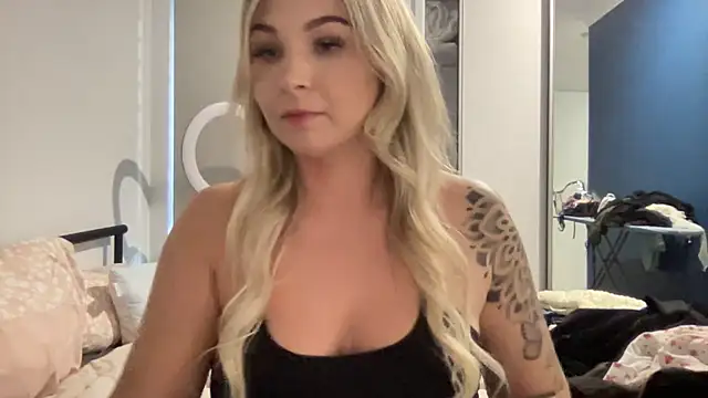 Snapshot of bootydollbaby chatting on July 19, 2026, 7:17 am bootydollbaby online show from July 19, 2026, 7:17 am