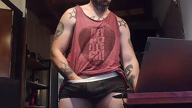 ozzypsico13 online show from February 7, 2025, 9:37 pm