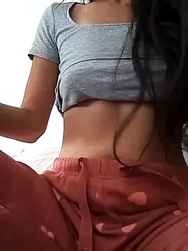 Snapshot of melaniy chatting on September 26, 2025, 8:43 am melaniy online show from September 26, 2025, 8:43 am